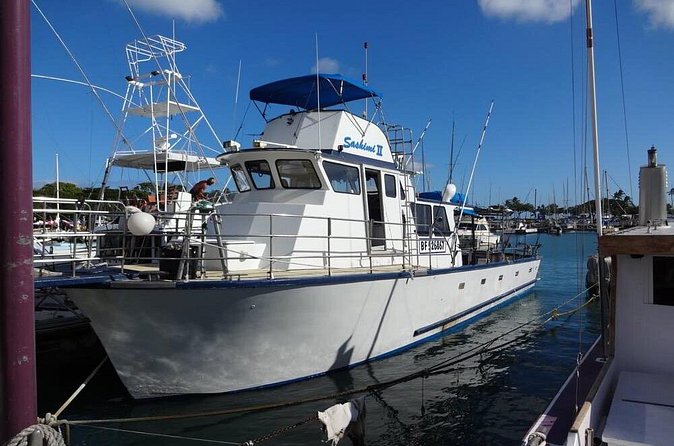 3-Hour Honolulu Bottom Fishing Adventure - How Good Are Your Chances of Catching Fish?