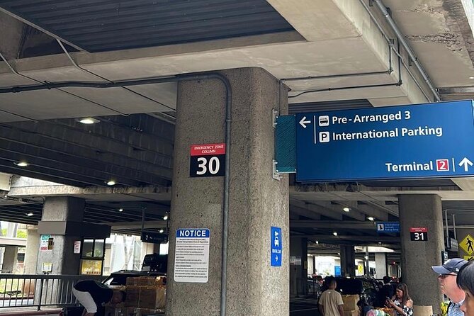 Airport Shuttle - HNL Airport to Waikiki - Why This Honolulu to Waikiki Shuttle Makes Sense