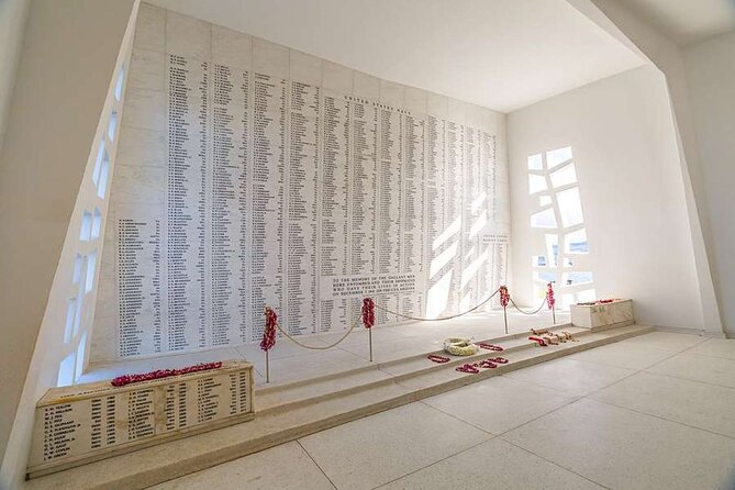 Deluxe Pearl Harbor USS Arizona Memorial and Honolulu City Tour - The guides: what you’ll hope for, based on how this tour runs