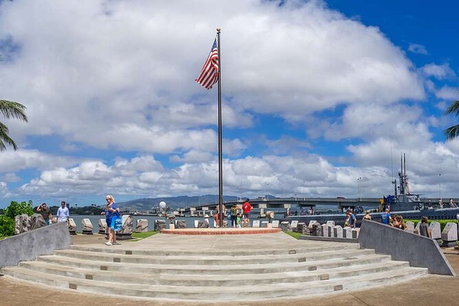 Deluxe Pearl Harbor USS Arizona Memorial and Honolulu City Tour - Who should book this tour, and who should skip it