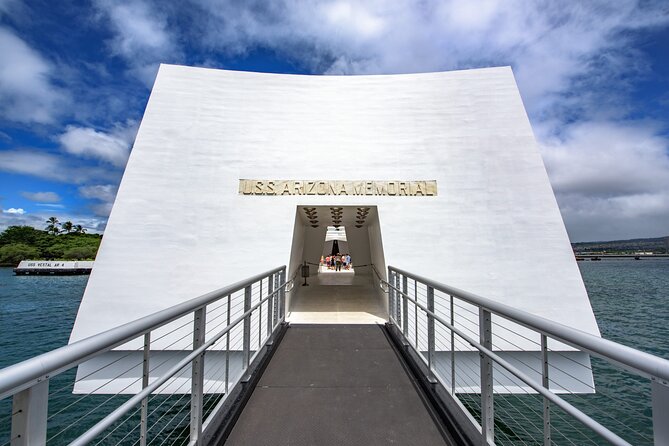 Grand Pearl Harbor and City Tour - USS Arizona Memorial: The Included Priority Stop