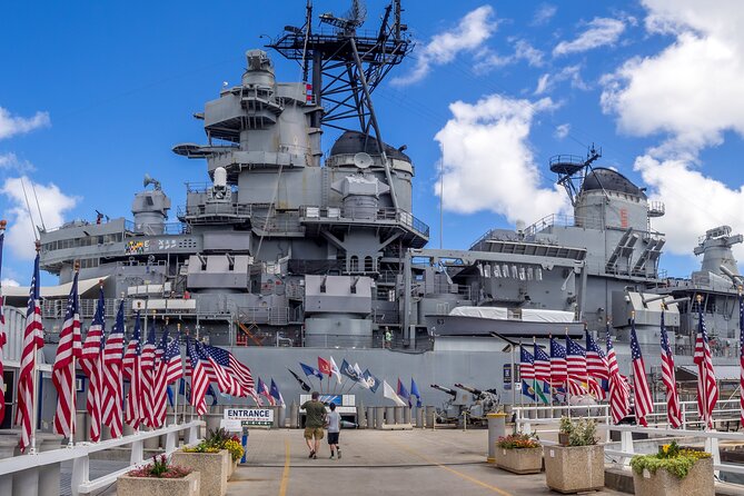 Grand Pearl Harbor and City Tour - Battleship Missouri Memorial: The Prize for Ship-Lovers (But Time Can Be Tight)