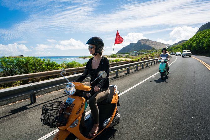 Hawaiian Style Moped Rental for the Day - Picking up the moped at 2556 Lemon Rd and getting going