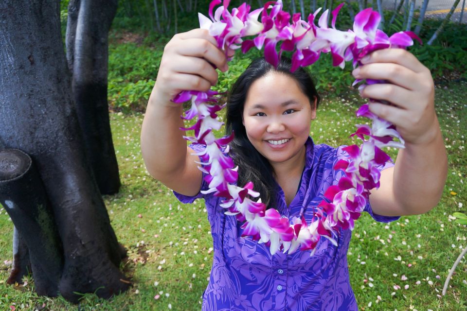 Honolulu Airport Custom Lei Greeting - Choose Your Lei - The 20-Minute Flow After You Land (and Why It’s Designed That Way)