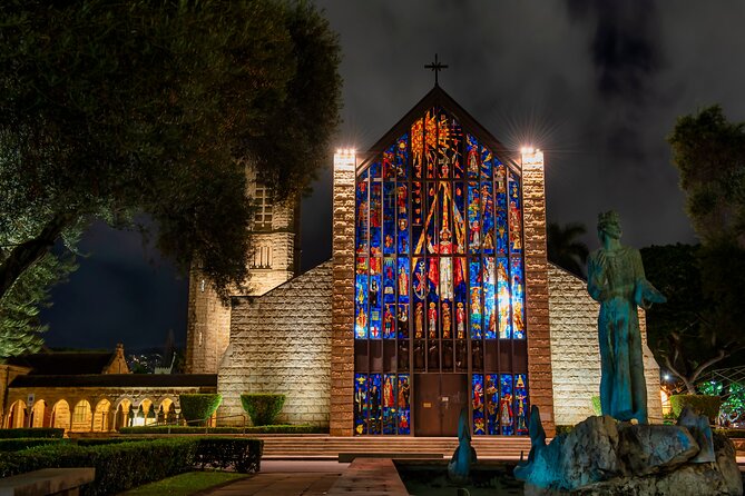 Honolulu Haunts and Hauntings Ghost Tour - The 1-hour pacing: easy walking, tight group energy