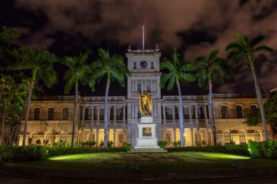 Honolulu Haunts: Ghosts and Spirits Walking Tour - Meeting at King Kamehameha Statue and Starting at 7 PM