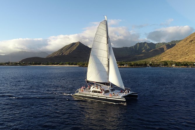 Ko Olina Catamaran Sail and Snorkel with Lunch - Lunch and drinks: when the meal hits (and how to time your appetite)