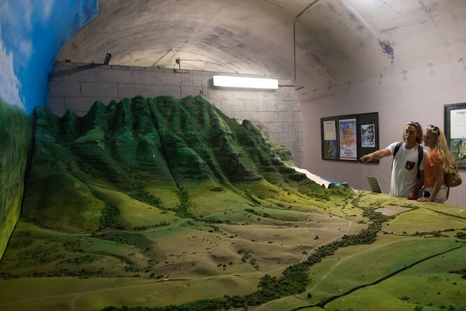Kualoa Ranch Jurassic Adventure Tour - Jurassic Filming Stops: Indominus Rex Paddock and the T-Rex Ambush Site
