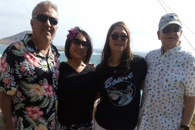 Luxury Oahu Island Tour, Private and Customizable (4 adults max) - Tropical Farms (Macadamia Nut Farm Outlet): a simple stop with local flavor