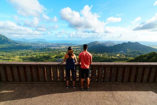 Majestic Circle Island Tour with Lunch - Waimea Valley Falls: The Short Hike and the Swim Moment