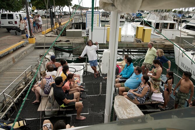 Oahu Catamaran Waikiki Sunset on 40 Foot Catamaran: Food and BYOB - The crew experience: Captain Krash, Shannon, Lucy, and more
