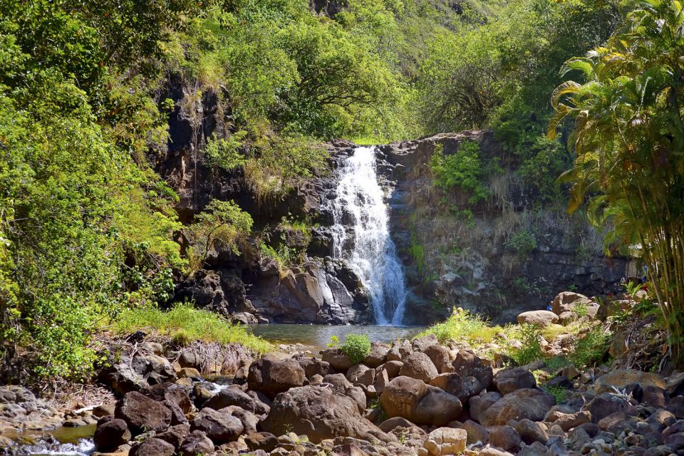 Oahu: Complete Island Tour with Tropical Waterfall Swimming - Kualoa and the rest of the drive: photo stops that matter