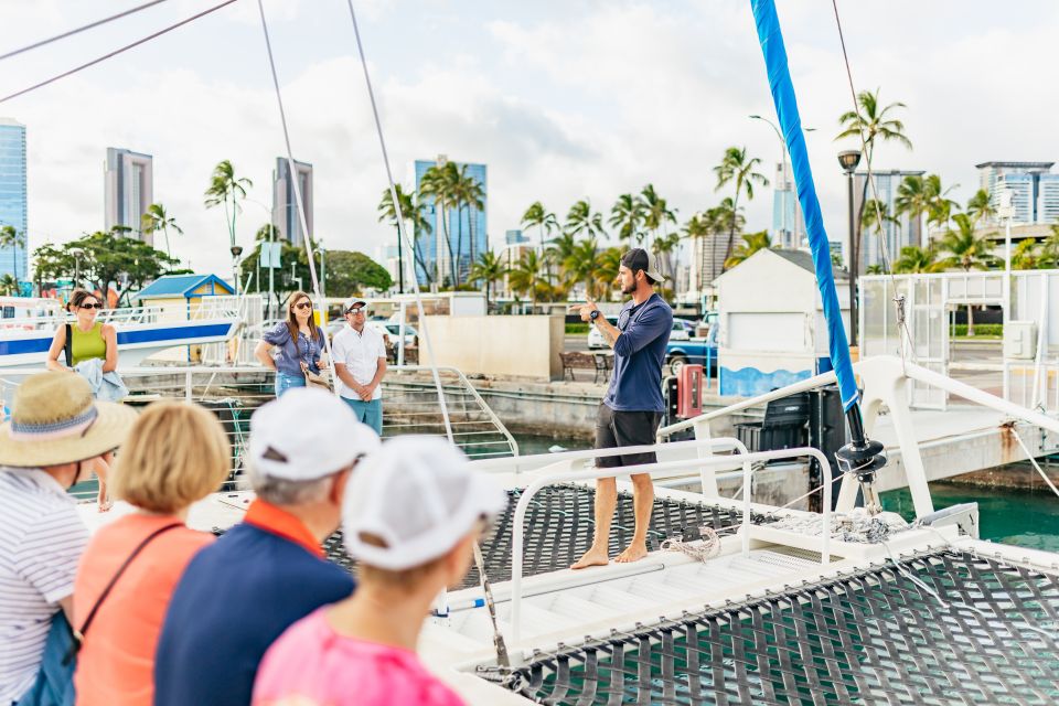 Oahu: Diamond Head Cruise with Drinks & Appetizers - Sailing South Along Waikiki: What the 1.5 Hours Feels Like