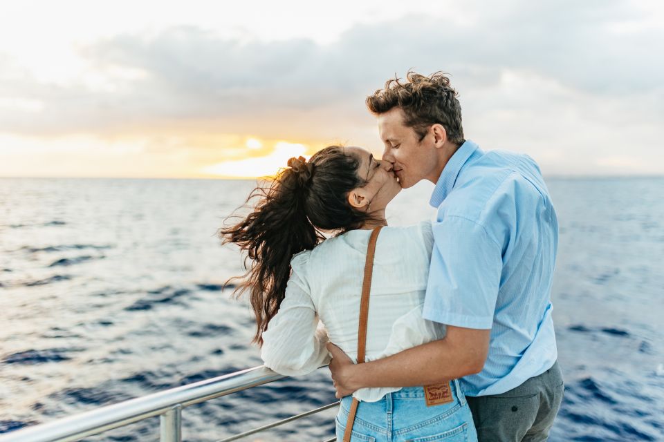 Oahu: Diamond Head Cruise with Drinks & Appetizers - Finding the Slip at Kewalo Basin Harbor (Ward Ave to Ala Moana)