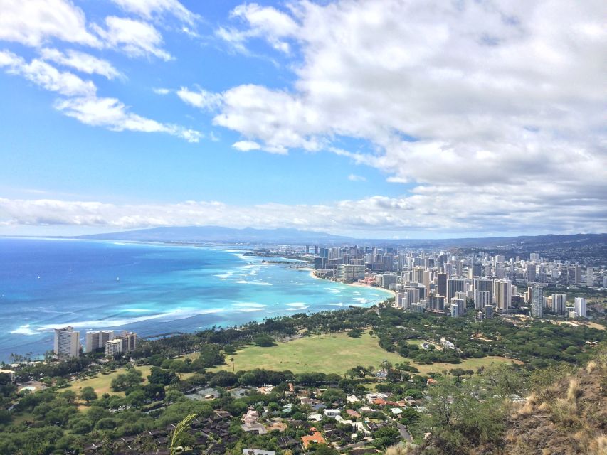 Oahu: Diamond Head Hike with Roundtrip Transportation - Why starting Diamond Head before crowds matters