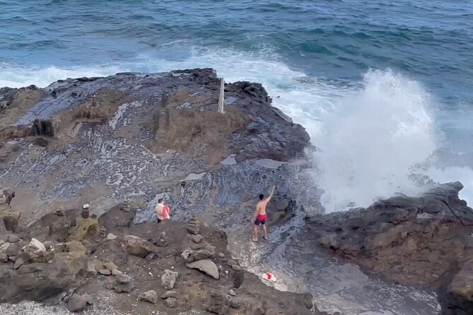 Oahu Guided Circle Island Tour, Swim w/ Turtles, Dole, Blowhole - Diamond Head: the iconic view stop that also teaches
