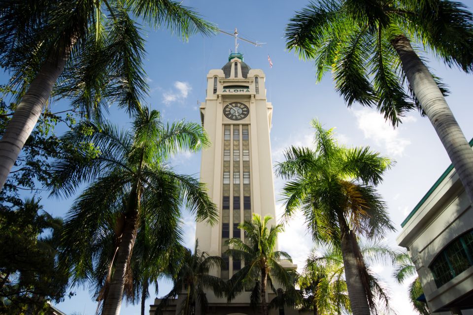 Oahu: Ka Moana Luau Dinner and Show at Aloha Tower - Celebrity upgrade and front-row reality check