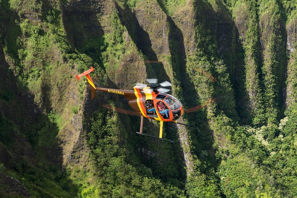 Oahu: Magnum P.I. Doors-Off Helicopter Tour - Practical tips that will make your flight feel easier