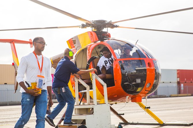 Oahu: Magnum PI Hughes 500 4-Passenger Doors-Off Helicopters - Hughes 500 doors-off over Oahu: what changes in the air
