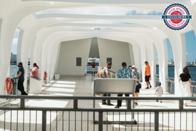 Oahu: Pearl Harbor, Arizona Memorial & Honolulu City Tour - The USS Arizona Memorial: the moments that make it stick