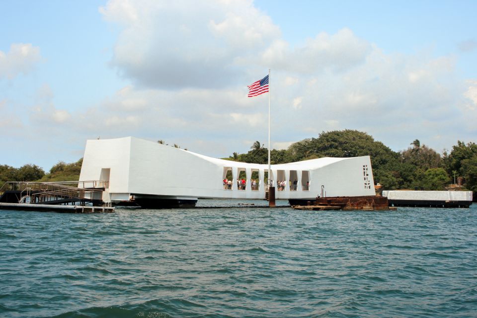 Oahu: Pearl Harbor, USS Arizona, and City Highlights Tour - Key things I’d watch for on this Oahu tour