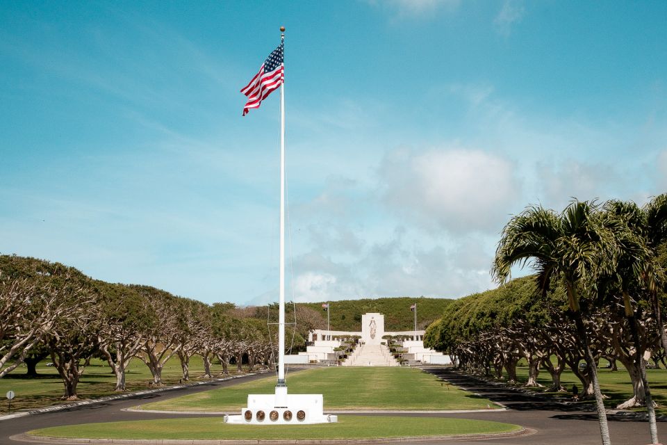 Oahu: Pearl Harbor, USS Arizona, and City Highlights Tour - Price and value: why $60 can work (and when it might not)