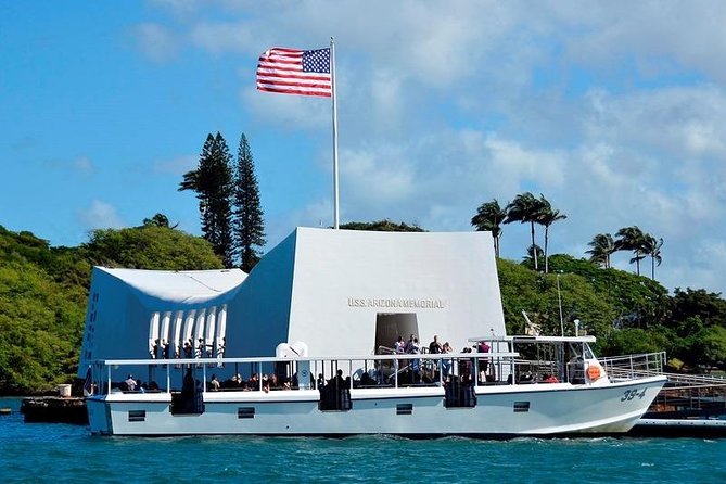 Oahu: Pearl Harbor USS Arizona Memorial & Battleship Missouri - What to Bring (and What to Leave) for a Smooth Day