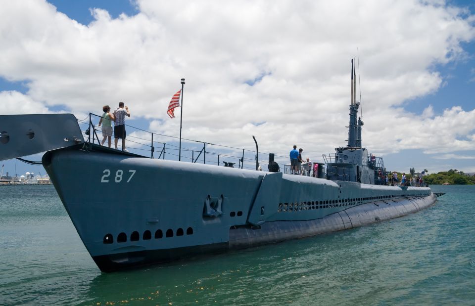 Oahu: Pearl Harbor, USS Arizona, Might Mo, & Honolulu Tour - Iolani Palace and Kawaiahaʻo Church: Old Honolulu in Quick Views