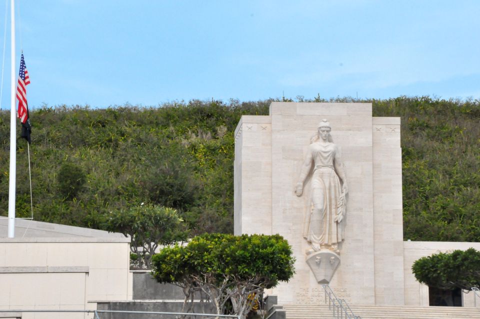 Oahu: Pearl Harbor, USS Arizona, Might Mo, & Honolulu Tour - Price and Value: What $142 Buys You (and What It Doesn’t)