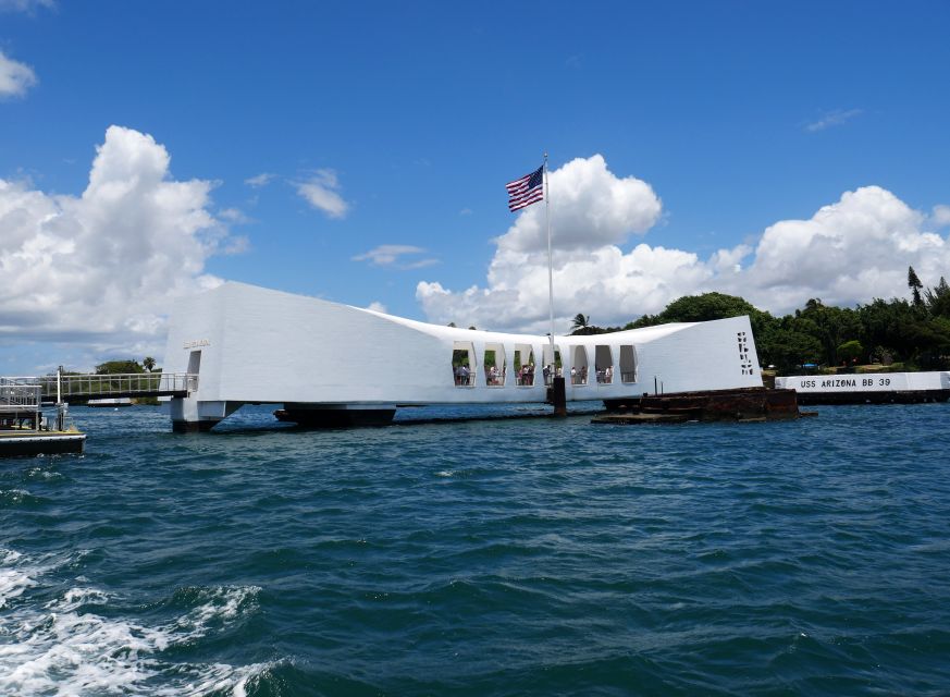 Oahu: Pearl Harbor, USS Arizona, Might Mo, & Honolulu Tour - Getting From Waikiki and Surrounding Areas to Pearl Harbor