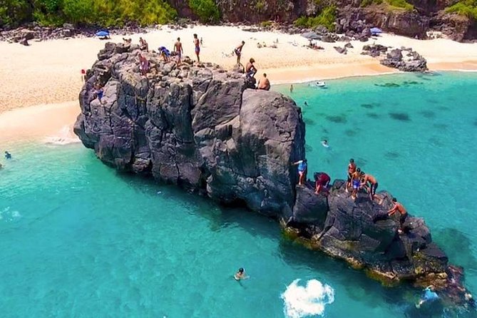 Oahu Ultimate Circle Island Tour Full Day Experience - Kaiwi Shoreline and Rabbit Island: waves, craters, and movie-location vibes