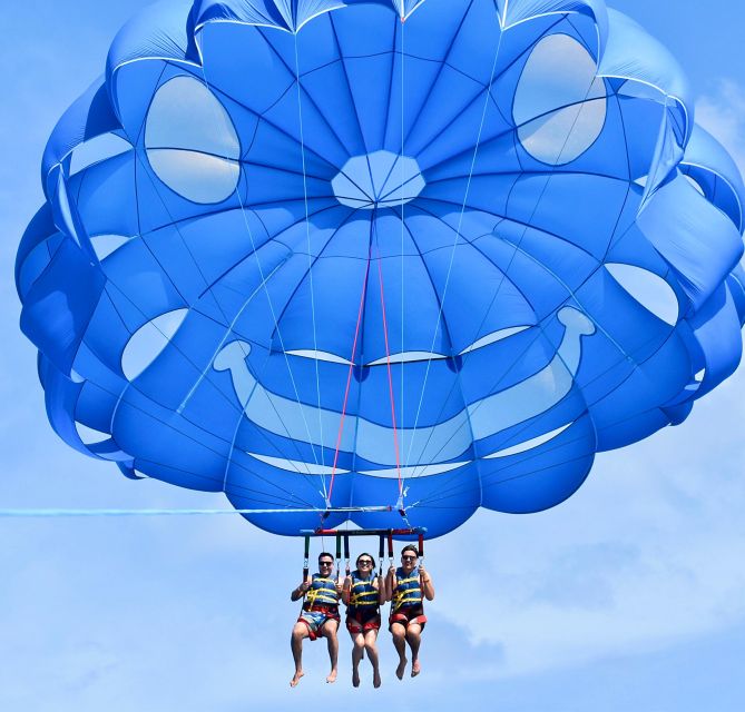 Oahu: Waikiki Parasailing - Getting From Check-In to the Boat: The Real Timing