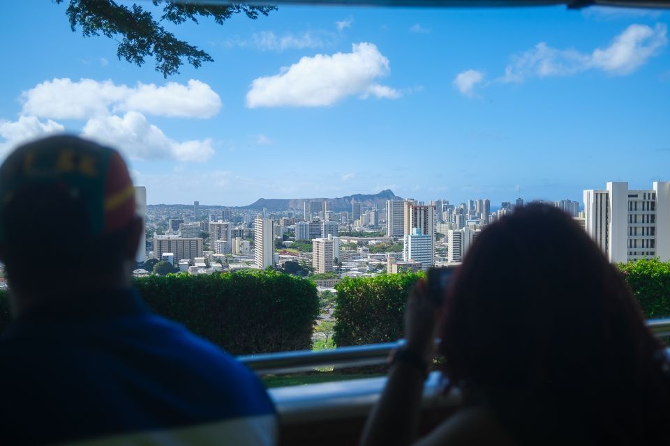 Oahu: Waikiki Trolley Hop-on Hop-off All-Line Pass - Comfort, Rules, and What to Pack for the Trolley