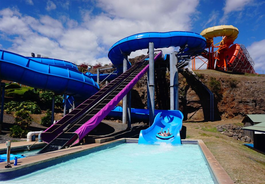 Oahu: Wet 'n' Wild Waterpark Ticket with Waikiki Transfer - Lil Kahuna Beach: The Splash Zone for Kids (And Adults Who Just Want Fun)