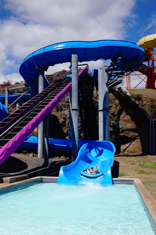 Oahu: Wet 'n' Wild Waterpark Ticket with Waikiki Transfer - Pickup and Transfer: How the Waikiki Van Day Works
