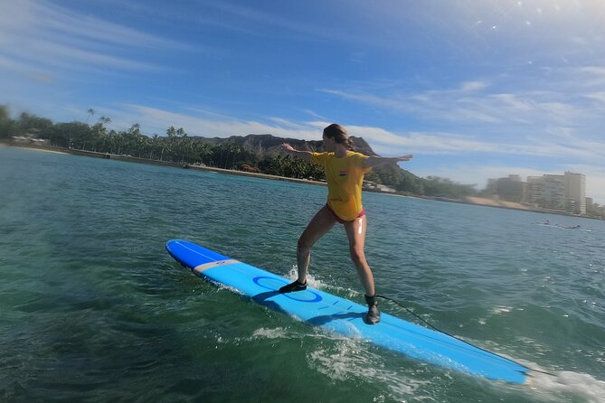 Open Group Surfing Lesson in Waikiki, Hawaii - The Waikiki factor: convenient location plus real ocean moments