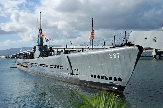 Pearl Harbor Arizona Memorial - Honolulu Tour - Submarine Access - Waikiki pickup and the Honolulu warm-up drive
