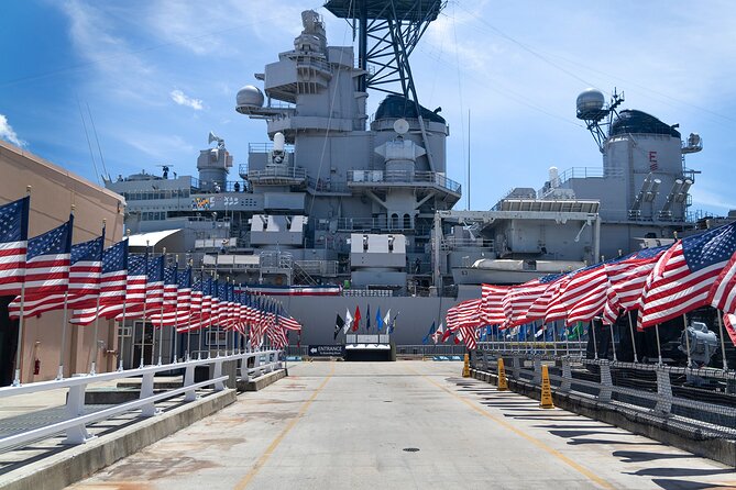 Pearl Harbor, USS Arizona Memorial & Honolulu City Tour - Optional Upgrade: Pearl Harbor Aviation Museum and Hangar 79 (Ultimate)