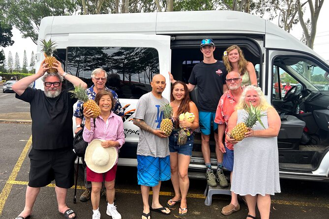 Premium Oahu Circle Island Tour – Small Group, No Crowds - Haleiwa Town Center: Time Travel Snacks and Souvenir Browsing