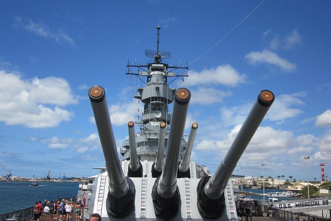 Premium Pearl Harbor Small Group Tour with Lunch - USS Arizona Memorial: What You See, and What to Plan If Conditions Change