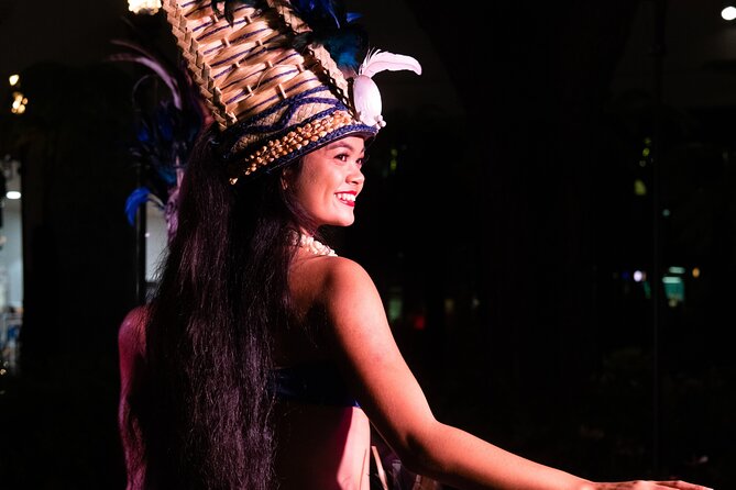 Queens Waikiki Luau with Dinner Buffet and Cultural Activities - The 5:00 pm dinner feast: how the timing shapes your night
