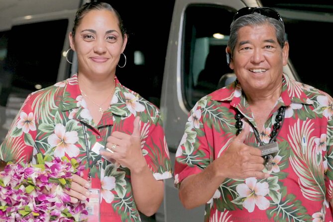 Shared Round-Trip Transfer: Honolulu Airport to Hotel or Cruise Terminal - Finding the right van: the sign, the greeter, and the handoff