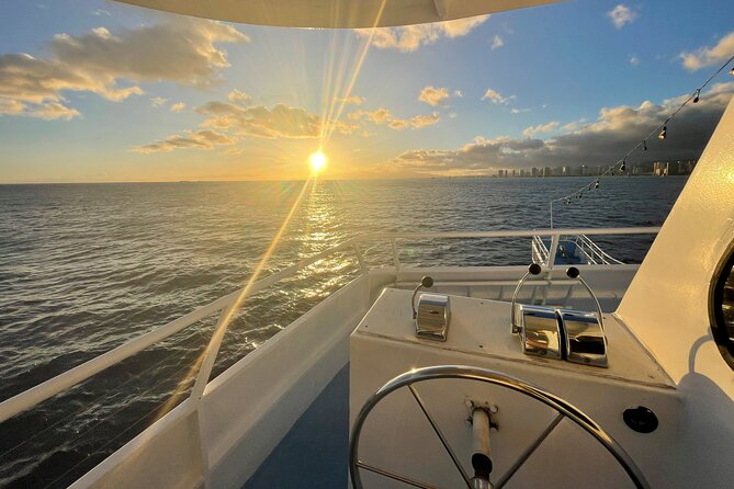 Sunset Dinner Cruise in Honolulu, Hawaii - The Fresh Onboard Dinner: What You Eat and Why It’s a Real Value