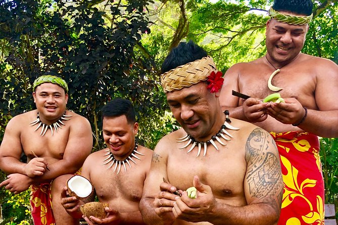 Toa Luau at Waimea Valley, Oahu - Showtimes and timing: how the 12:30pm and 5:00pm schedules shape your afternoon