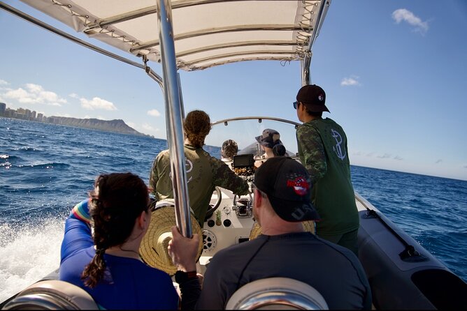 Turtle Canyon Snorkel: Semi Private Boat Tour - Meeting near Ala Moana: quick start, easy access