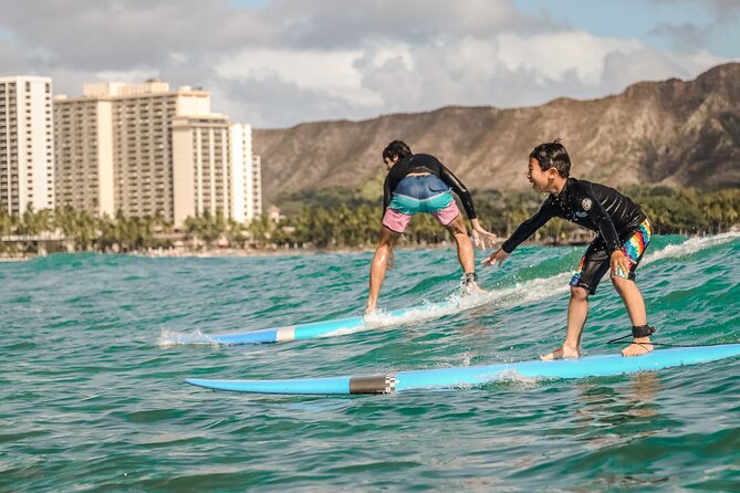 Waikiki Private Group Surf Lesson - Key points to know before you go