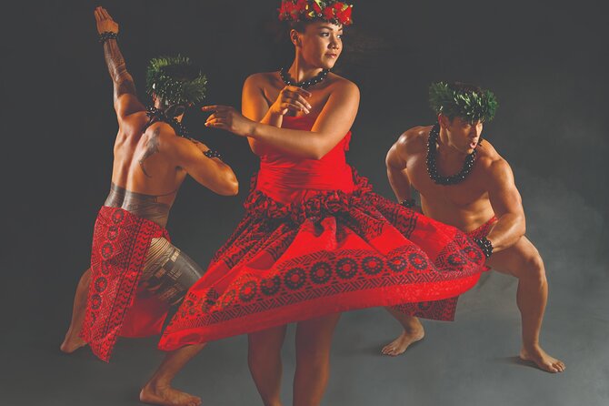 Waikiki Starlight Luau on The Great Lawn-Hilton Hawaiian Village - The luau feast: kalua pig and what you can realistically expect