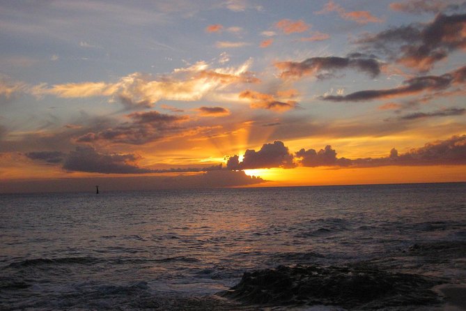 West Oahu Sunset Cocktail Cruise with Appetizers - The drinks and pupus reality check: included value and common trade-offs